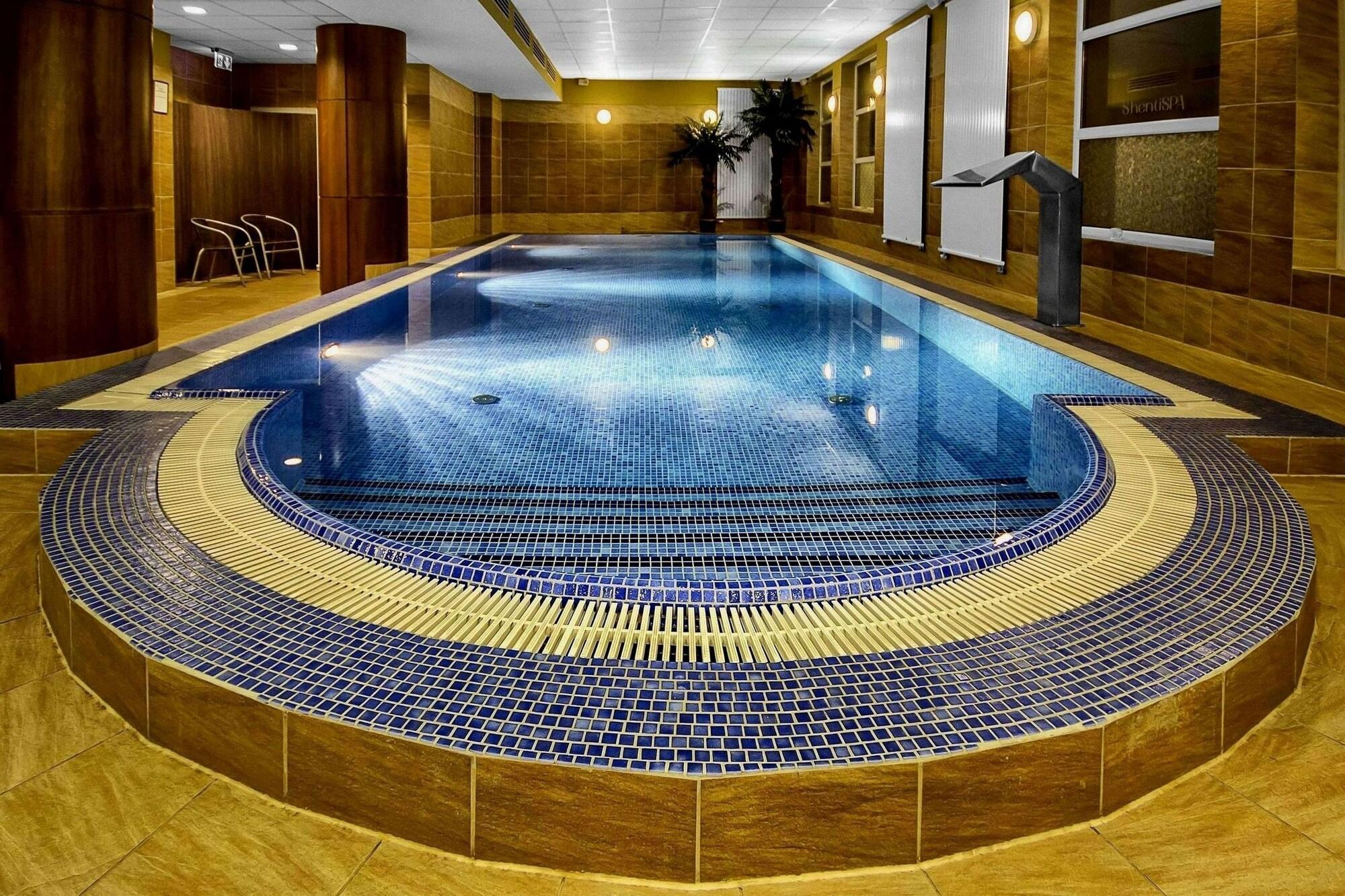 Grand Royal Hotel 4*